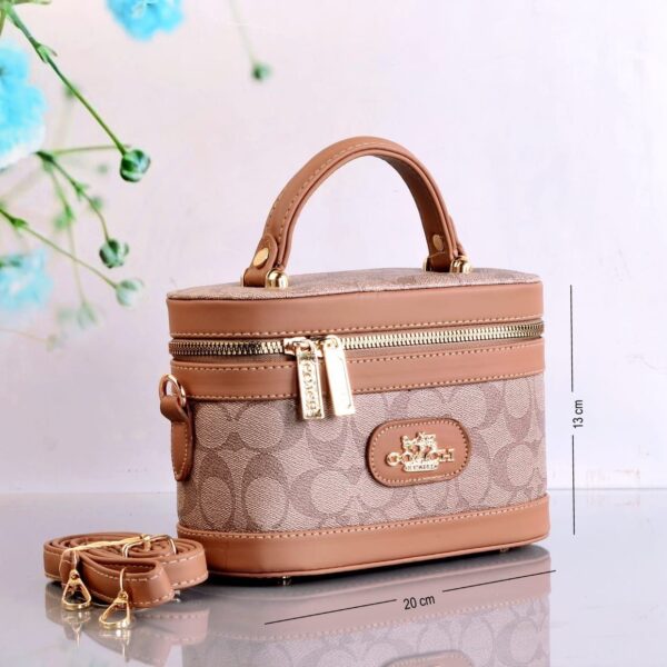 COACH